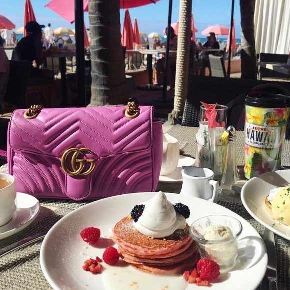 WOW! GORGEOUS SMALL GUCCI MARMONT BAG IN PINK - Picture 4 of 12